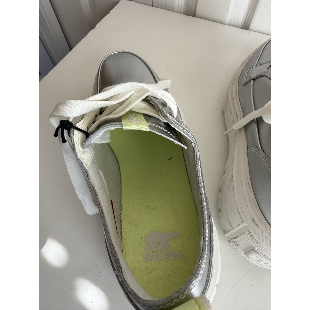 Sorel Caribou X Waterproof Sneakers Women's Platform Metallic Silver Chunky Sz 9 - Picture 8 of 9